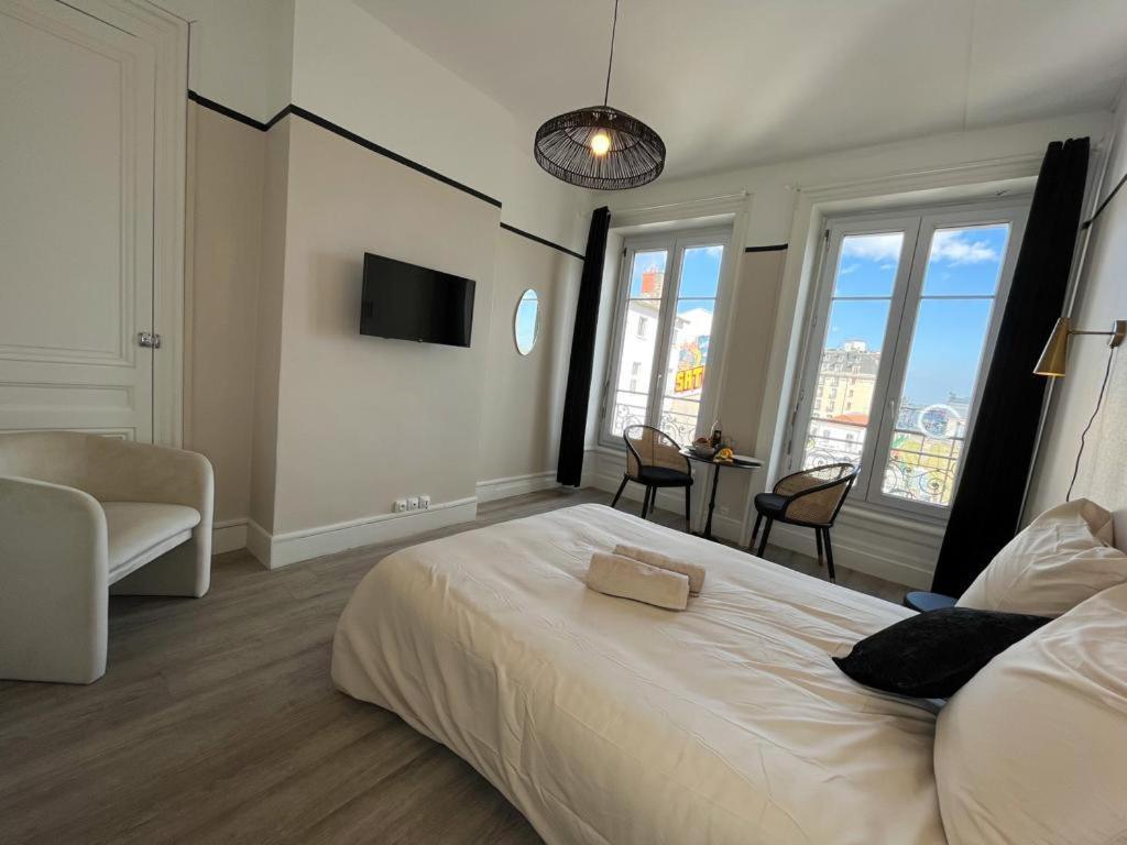 Suite Athos Lyon Extérieur photo